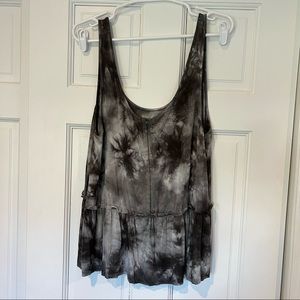 American Eagle Soft & Sexy Peplum Tank              Black/White Tie-Dye Size XL